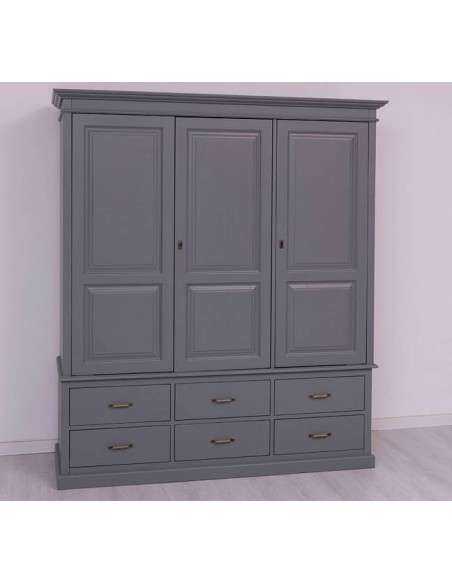 Armadio guardaroba country in legno massello a tre ante e cassetti  MS363