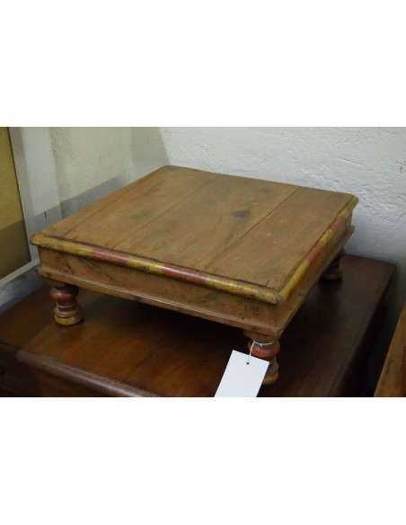 Tavolino etnico Bajot in legno massello di teak indiano bj69