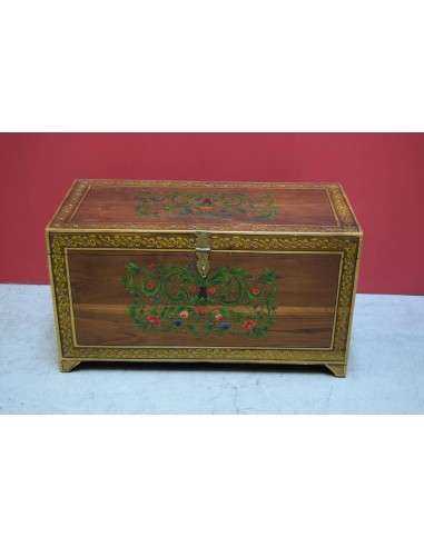 Baule indiano in legno massello con decorazioni floreali TP014
