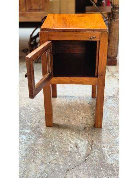 Comodino Vintage in Teak con Antina in Vetro - Epoca Coloniale Indiana CX204