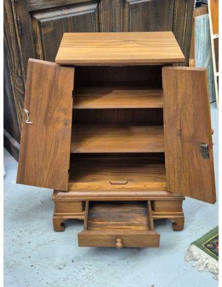 Armadietto in legno massello doppia anta e cassetto CX228