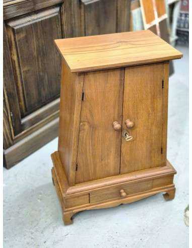 Armadietto in legno massello doppia anta e cassetto CX228