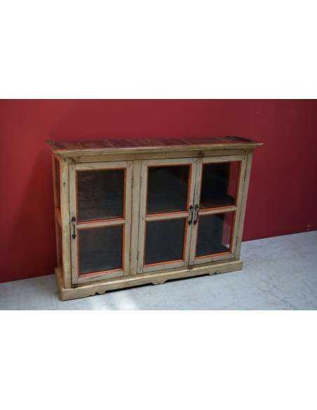 Vetrina shabby coloniale in legno crema e arancio – 3 ante vetro, India XX secolo TS898