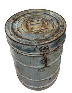 Bidone vintage in ferro azzurro contenitore industriale India ts144B