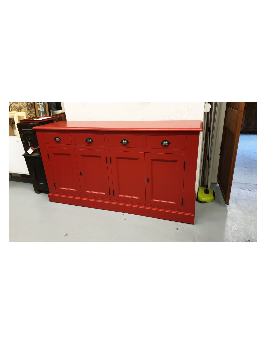 Credenza bassa colore rosso con 4 cassetti e 4 ante OMS165B Orissa